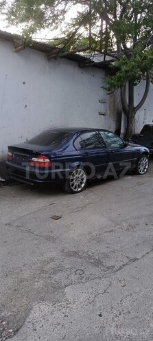 BMW 318 2003, 312,000 km - 2.0 l - Bakı