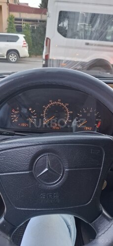 Mercedes C 230 1997, 237,000 km - 2.3 l - Bakı