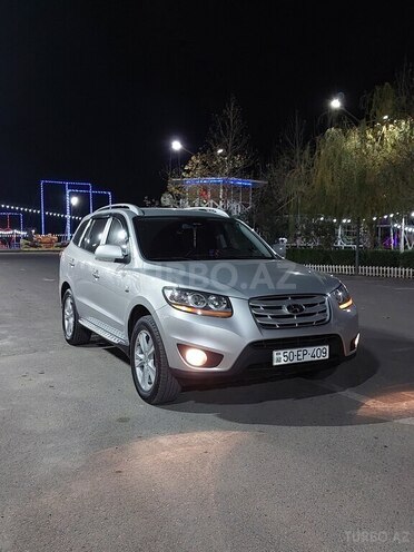 Hyundai Santa Fe 2010, 166,000 km - 2.0 l - Salyan