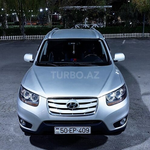 Hyundai Santa Fe 2010, 166,000 km - 2.0 l - Salyan