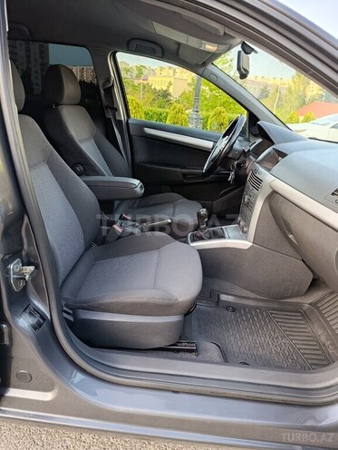 Opel Astra 2009, 295,000 km - 1.3 l - Bakı