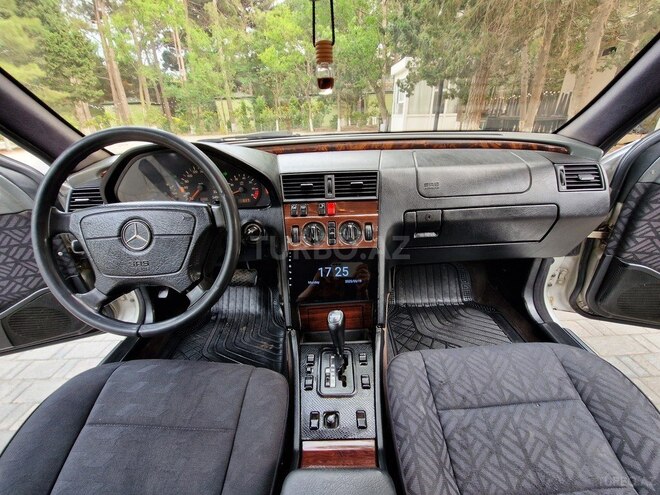 Mercedes C 200 1996, 254,378 km - 2.0 l - Sumqayıt