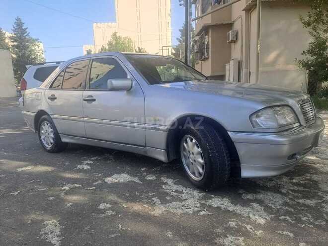 Mercedes C 180 1997, 298,000 km - 1.8 l - Bakı