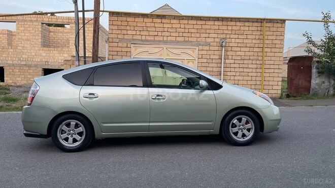 Toyota Prius 2006, 589,020 km - 1.5 l - Göygöl