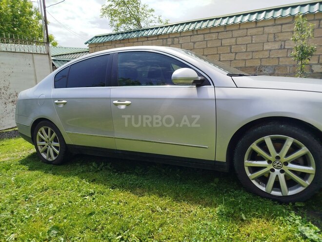Volkswagen Passat 2010, 200,000 km - 2.0 l - Qəbələ