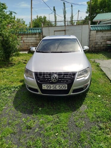 Volkswagen Passat 2010, 200,000 km - 2.0 l - Qəbələ