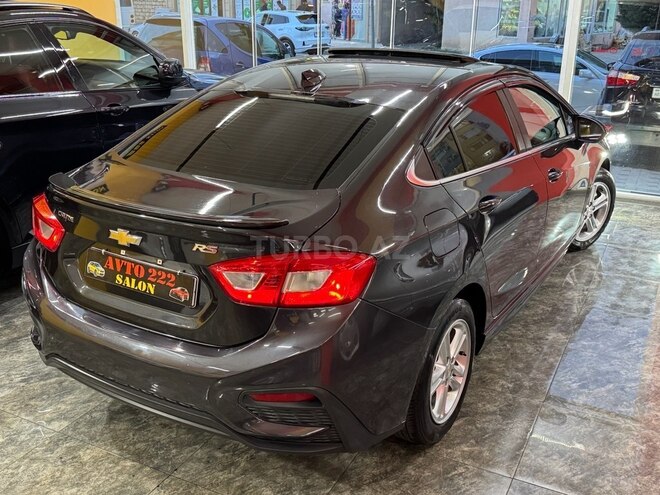 Chevrolet Cruze-9