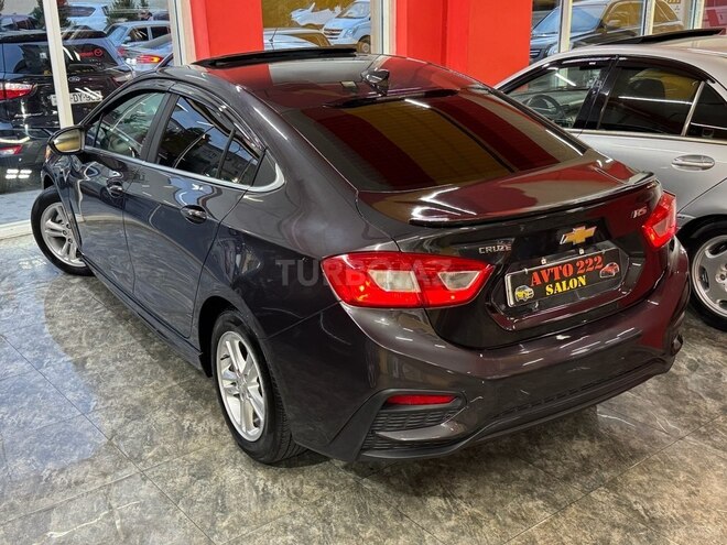 Chevrolet Cruze-6