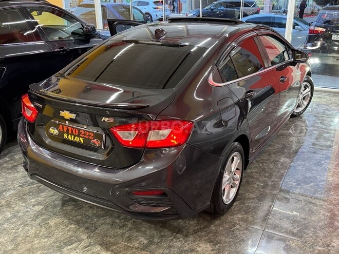 Chevrolet Cruze-8