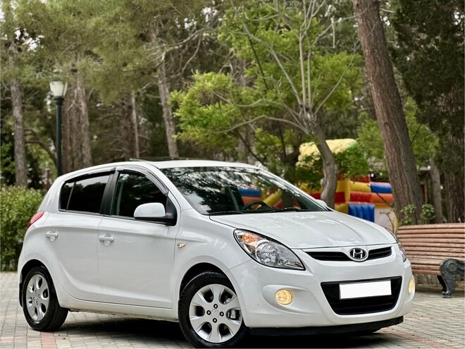 Hyundai i20 2010, 224,300 km - 1.4 л - Bakı