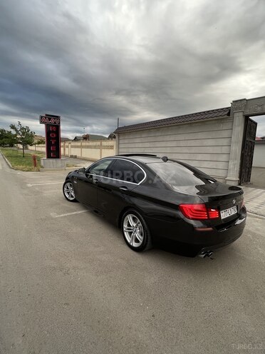 BMW 528 2014, 239,000 km - 2.0 l - Gəncə