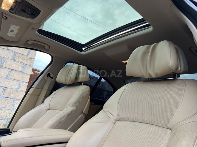 BMW 528 2014, 239,000 km - 2.0 l - Gəncə