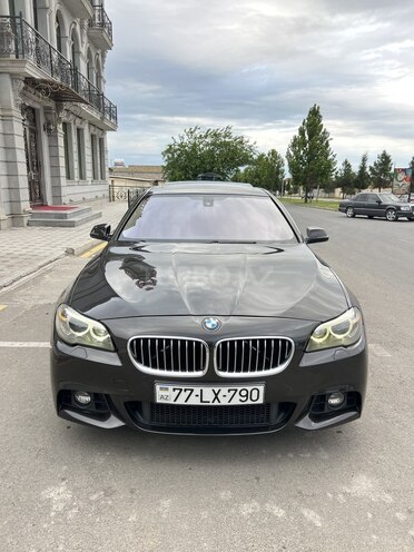 BMW 528 2014, 239,000 km - 2.0 l - Gəncə