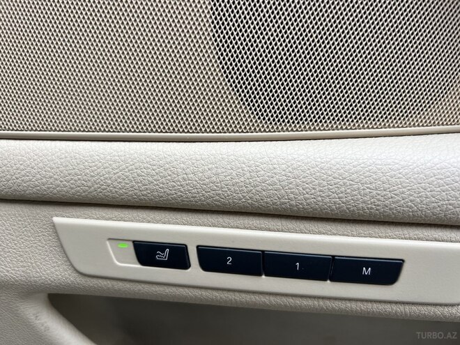 BMW 528 2014, 239,000 km - 2.0 l - Gəncə