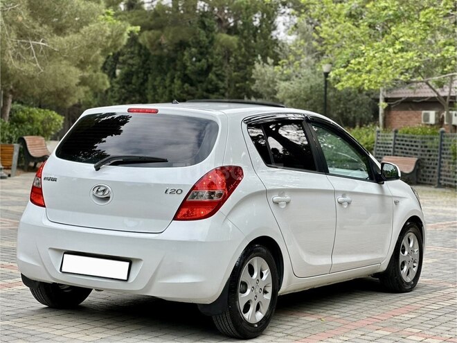 Hyundai i20 2010, 224,300 km - 1.4 л - Bakı