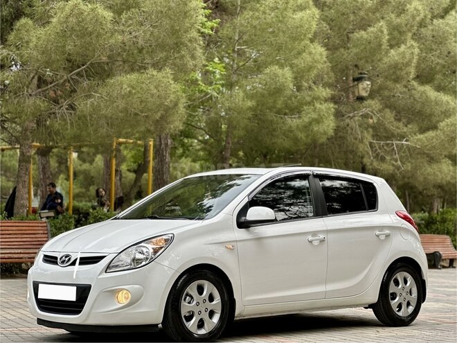 Hyundai i20 2010, 224,300 km - 1.4 л - Bakı