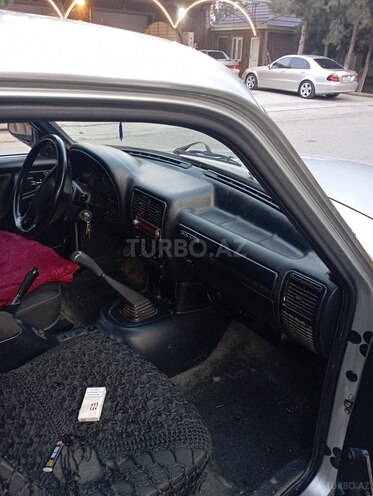 GAZ 31105 2004, 171,000 km - 2.3 л - Şirvan