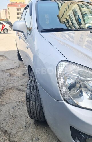 Kia Carens 2007, 302,000 km - 2.0 l - Bakı