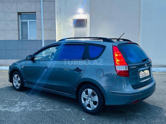 Hyundai i30 2011, 325,000 km - 1.6 l - Sumqayıt