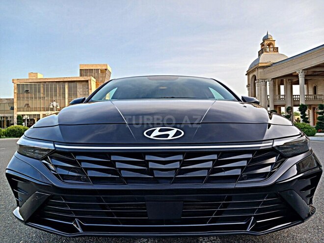Hyundai Elantra 2024, 15,800 km - 1.6 л - Bakı