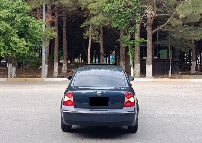 Volkswagen Passat 2003, 298,000 km - 1.8 l - Sumqayıt