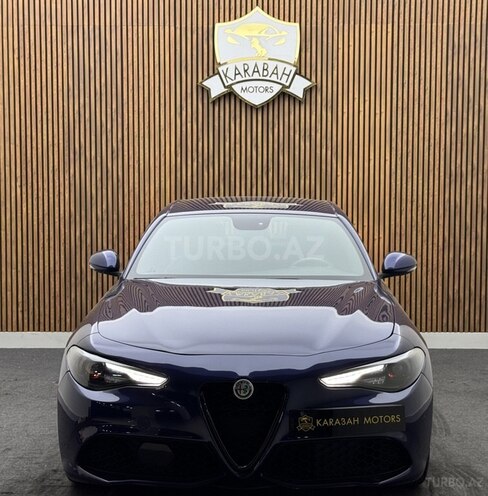 Alfa Romeo Giulia 2017, 59,000 km - 2.0 l - Bakı