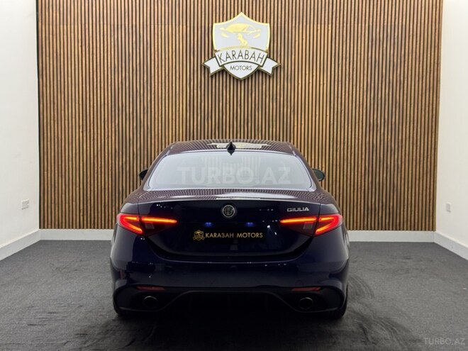 Alfa Romeo Giulia 2017, 59,000 km - 2.0 l - Bakı