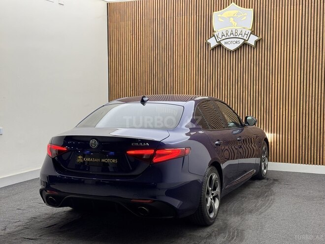 Alfa Romeo Giulia 2017, 59,000 km - 2.0 l - Bakı
