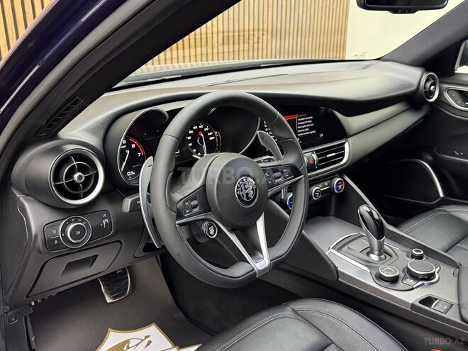 Alfa Romeo Giulia 2017, 59,000 km - 2.0 l - Bakı