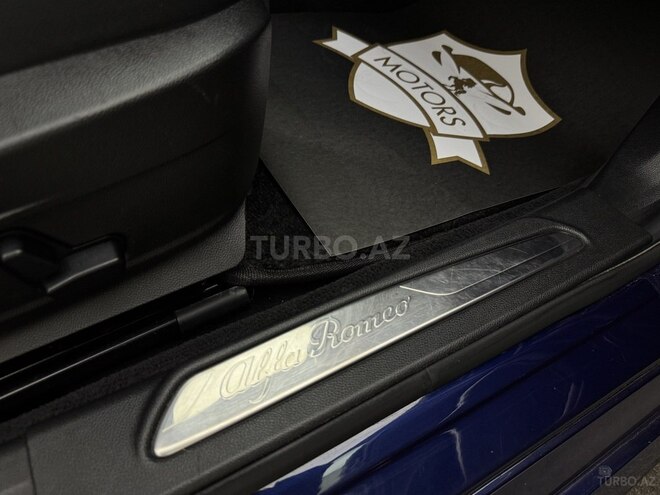 Alfa Romeo Giulia 2017, 59,000 km - 2.0 l - Bakı