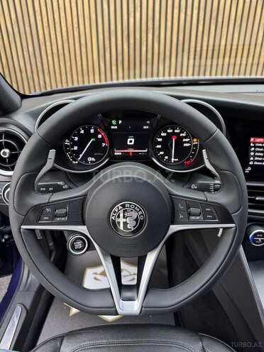 Alfa Romeo Giulia 2017, 59,000 km - 2.0 l - Bakı
