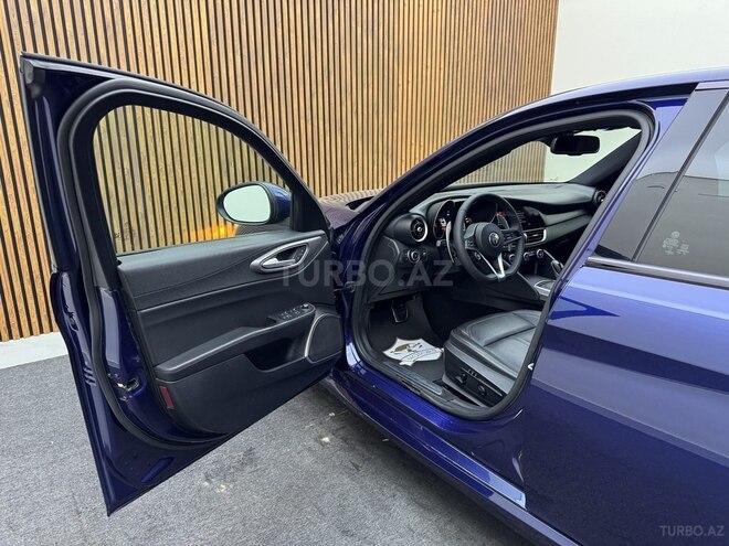 Alfa Romeo Giulia 2017, 59,000 km - 2.0 l - Bakı