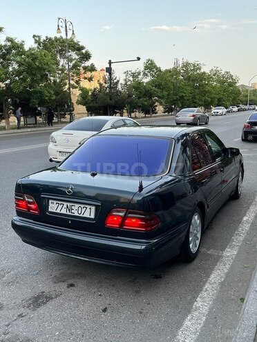 Mercedes E 220 d 1999, 543,000 km - 2.2 l - Bakı