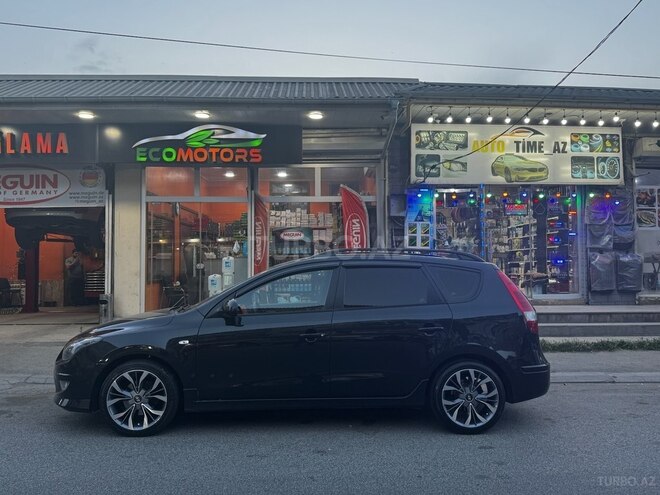 Hyundai i30 2011, 350,000 km - 1.6 l - Bakı