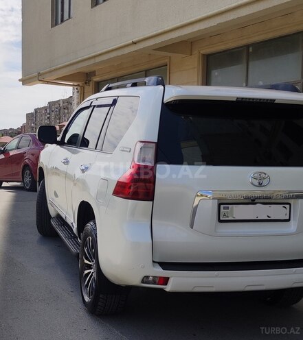 Toyota Land Cruiser Prado 2010, 250,000 km - 2.7 l - Bakı
