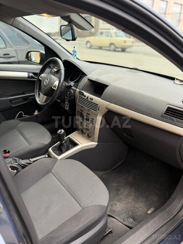 Opel Astra 2008, 268,000 km - 1.4 l - Gəncə