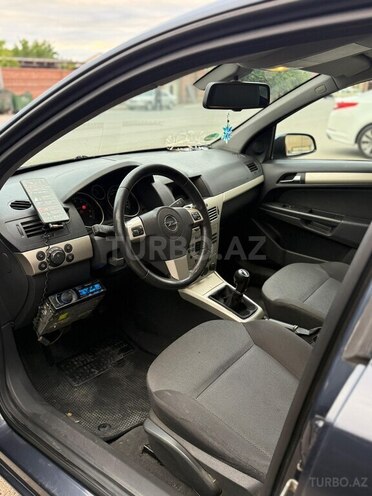 Opel Astra 2008, 268,000 km - 1.4 l - Gəncə