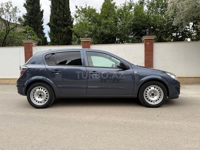 Opel Astra 2008, 268,000 km - 1.4 l - Gəncə