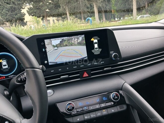 Hyundai Elantra 2024, 15,800 km - 1.6 л - Bakı