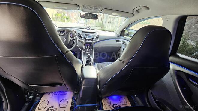 Hyundai Elantra 2015, 111,330 km - 1.8 l - Bakı