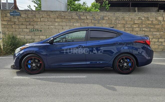 Hyundai Elantra 2015, 111,330 km - 1.8 l - Bakı