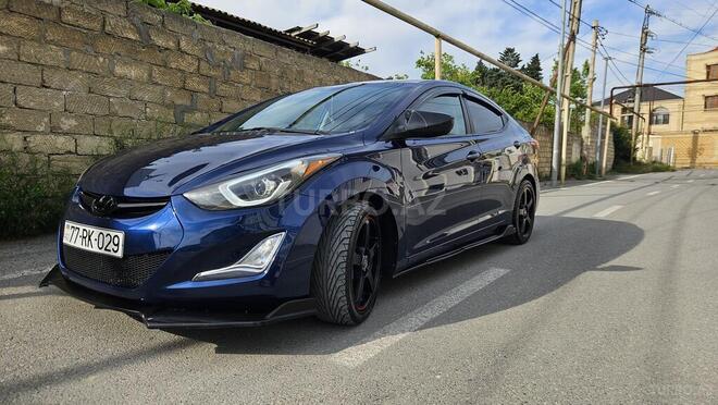 Hyundai Elantra 2015, 111,330 km - 1.8 l - Bakı