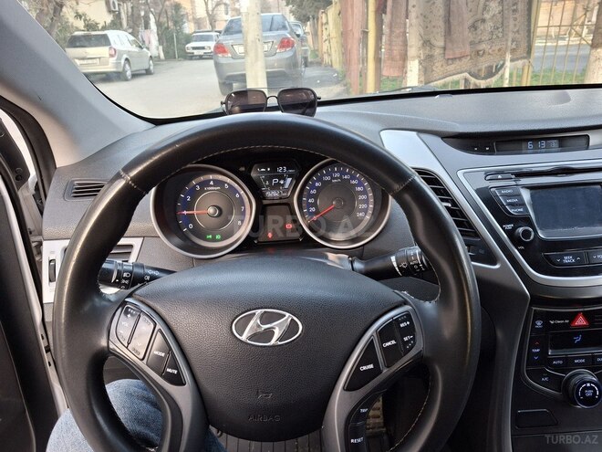 Hyundai Elantra 2015, 189,069 km - 1.8 l - Sumqayıt