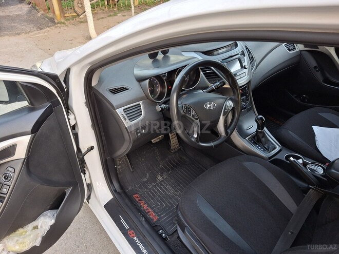 Hyundai Elantra 2015, 189,069 km - 1.8 l - Sumqayıt