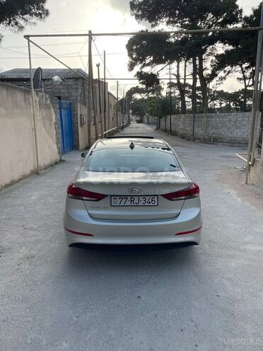 Hyundai Elantra 2016, 138,404 km - 2.0 l - Bakı