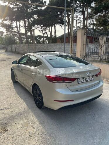 Hyundai Elantra 2016, 138,404 km - 2.0 l - Bakı
