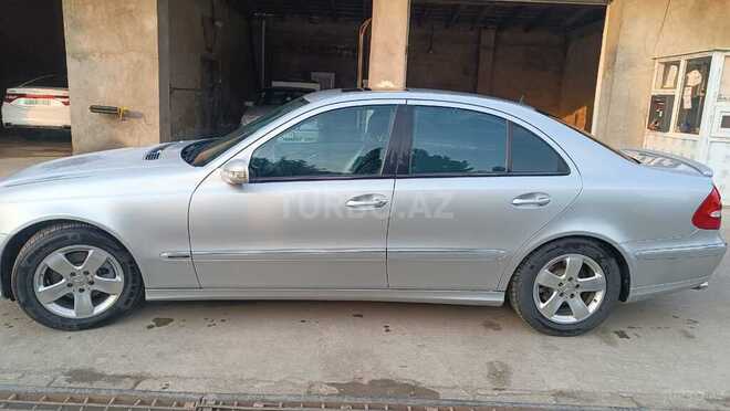 Mercedes E 240 2002, 308,713 km - 2.6 l - Salyan