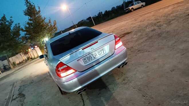 Mercedes E 240 2002, 308,713 km - 2.6 l - Salyan