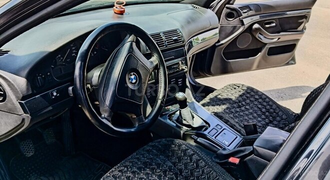 BMW 520 1997, 234,000 km - 2.0 л - Ağcabədi