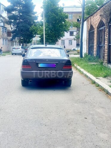 Mercedes C 180 1995, 218,000 km - 1.8 l - Gəncə